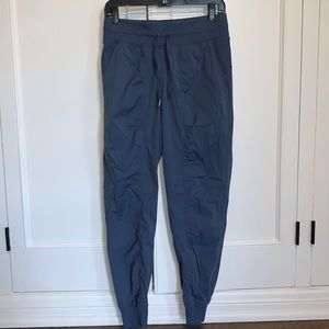Lululemon dance studio jogger